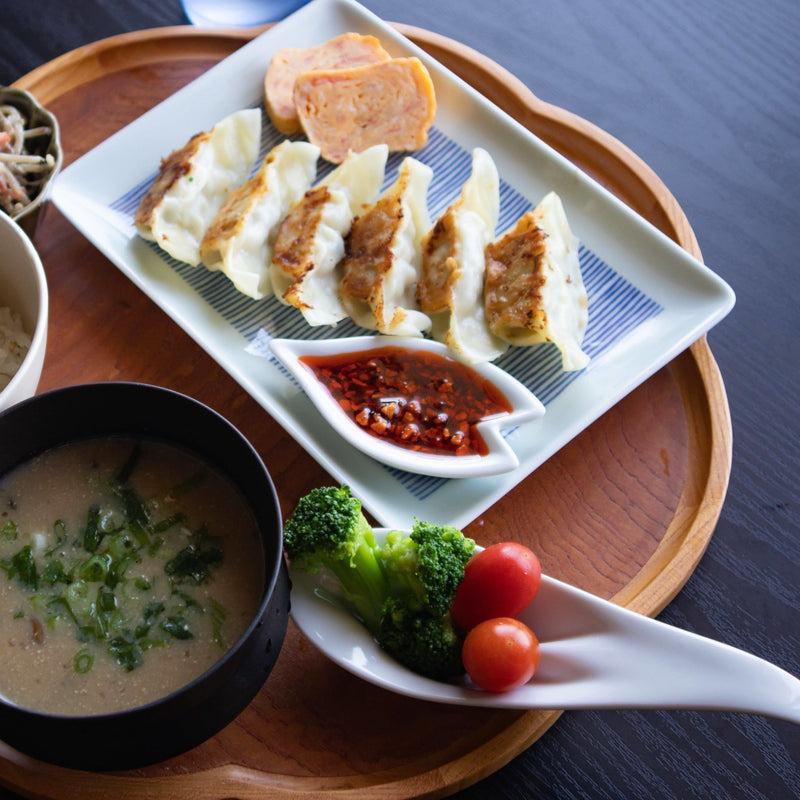 Hiracle Sakura Petals Kutani Spoon and Plate Set - MUSUBI KILN - Handmade Japanese Tableware and Japanese Dinnerware