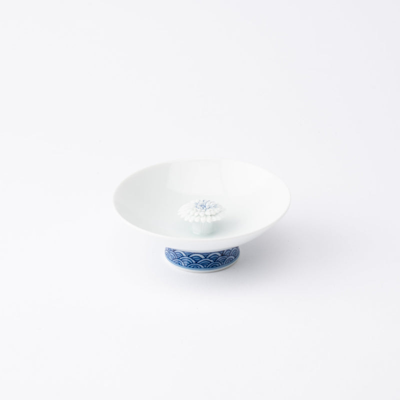 Hirado Chrysanthemum Mikawachi Ware Sakazuki Flat Sake Cup - MUSUBI KILN - Handmade Japanese Tableware and Japanese Dinnerware