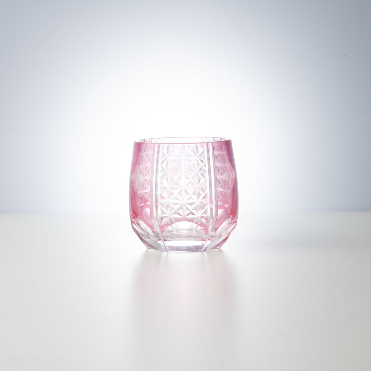 Hirota Kaiseki Kinaka Edo Kiriko Guinomi Sake Glass Pink - MUSUBI KILN - Handmade Japanese Tableware and Japanese Dinnerware