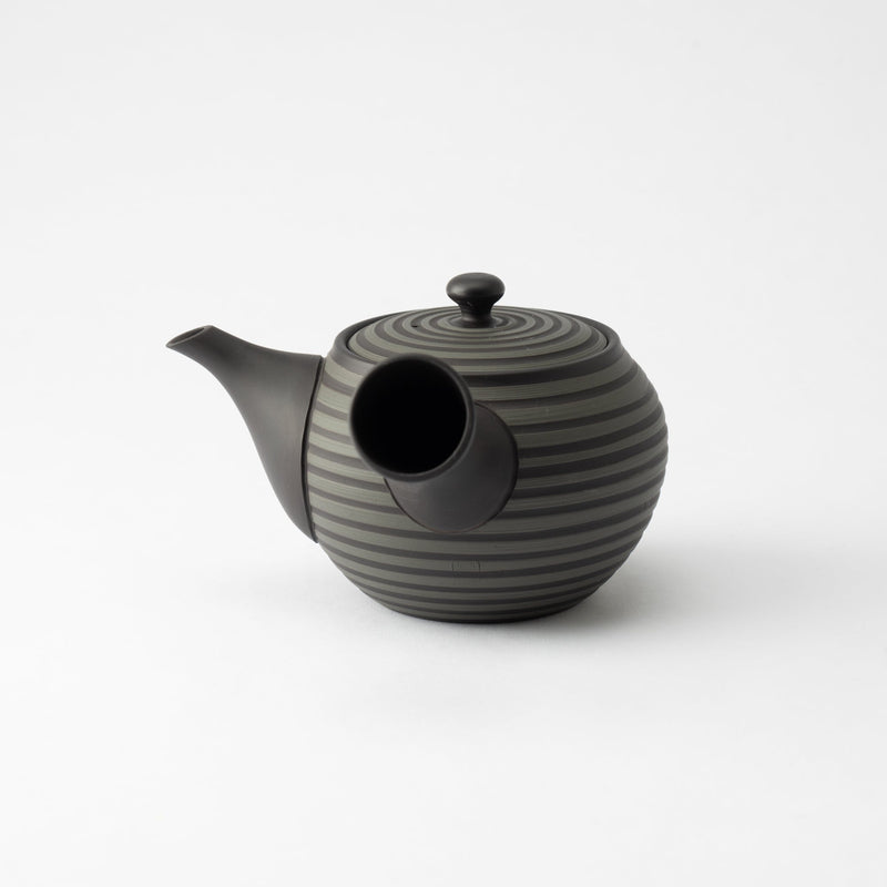 Horyu Black Tokoname Japanese Teapot 12.2oz(360ml)-Sawayaka - MUSUBI KILN - Handmade Japanese Tableware and Japanese Dinnerware