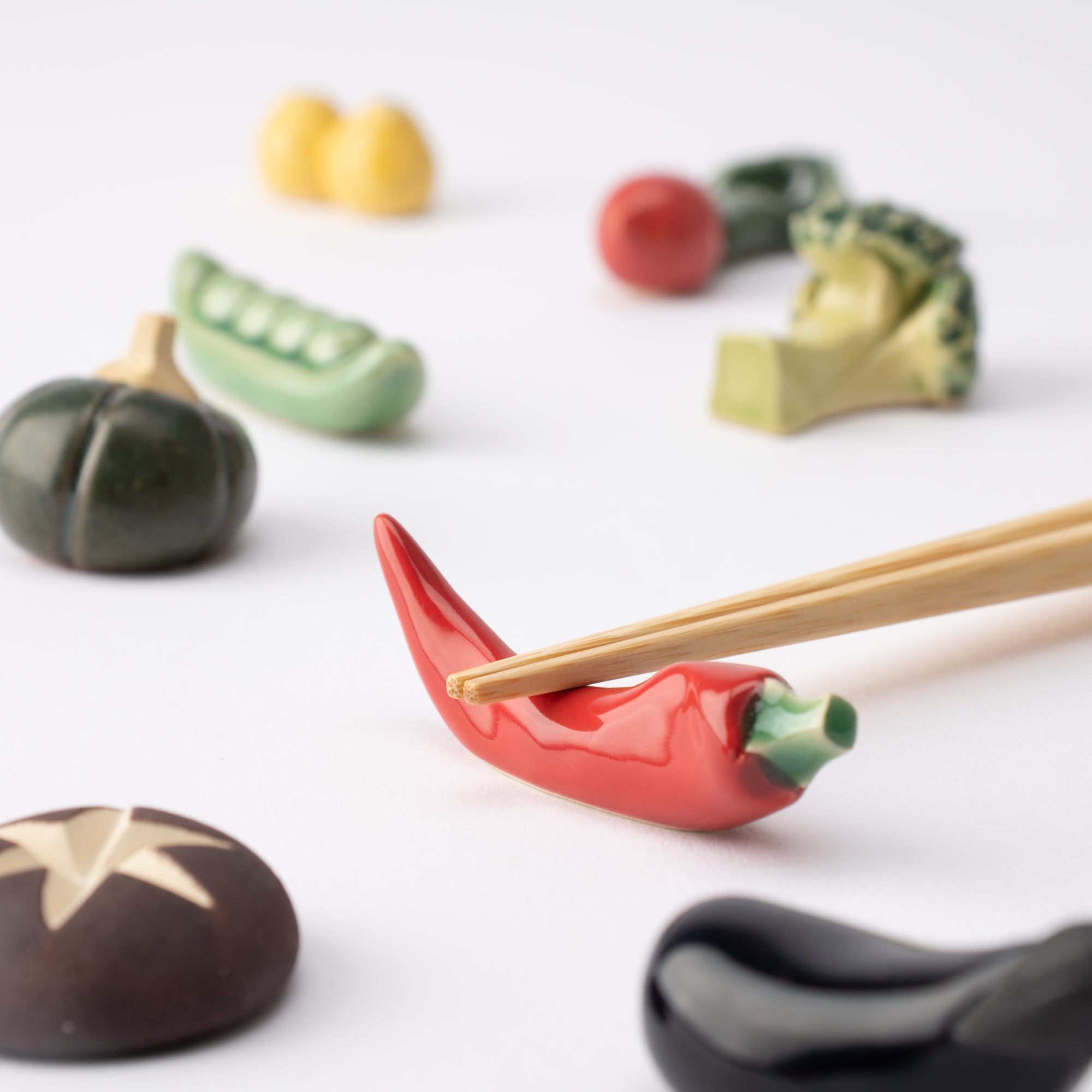 Ihoshiro Kiln Vegetable Series A Mino Ware Chopstick Rest - MUSUBI KILN - Quality Japanese Tableware and Gift