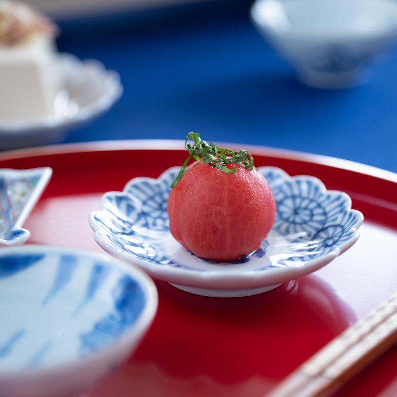 Keizan Kiln Arabesque Arita Chrysanthemum-Shaped Sauce Plate - MUSUBI KILN - Handmade Japanese Tableware and Japanese Dinnerware