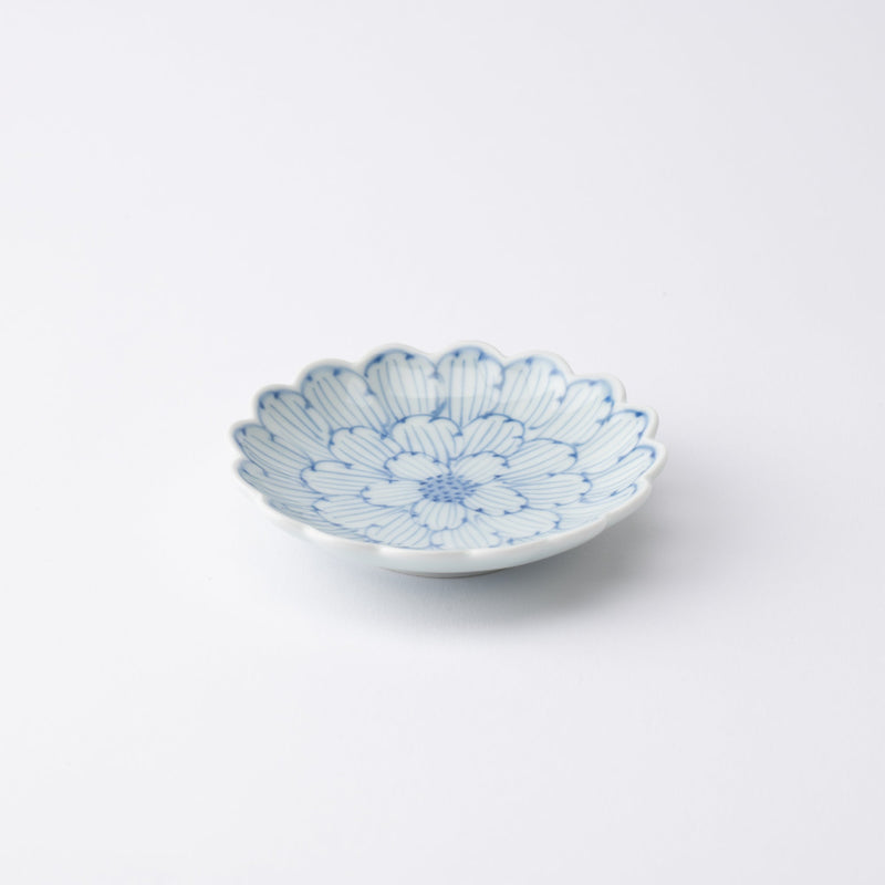 Keizan Kiln Blue Peony Arita Chrysanthemum-Shaped Sauce Plate - MUSUBI KILN - Handmade Japanese Tableware and Japanese Dinnerware
