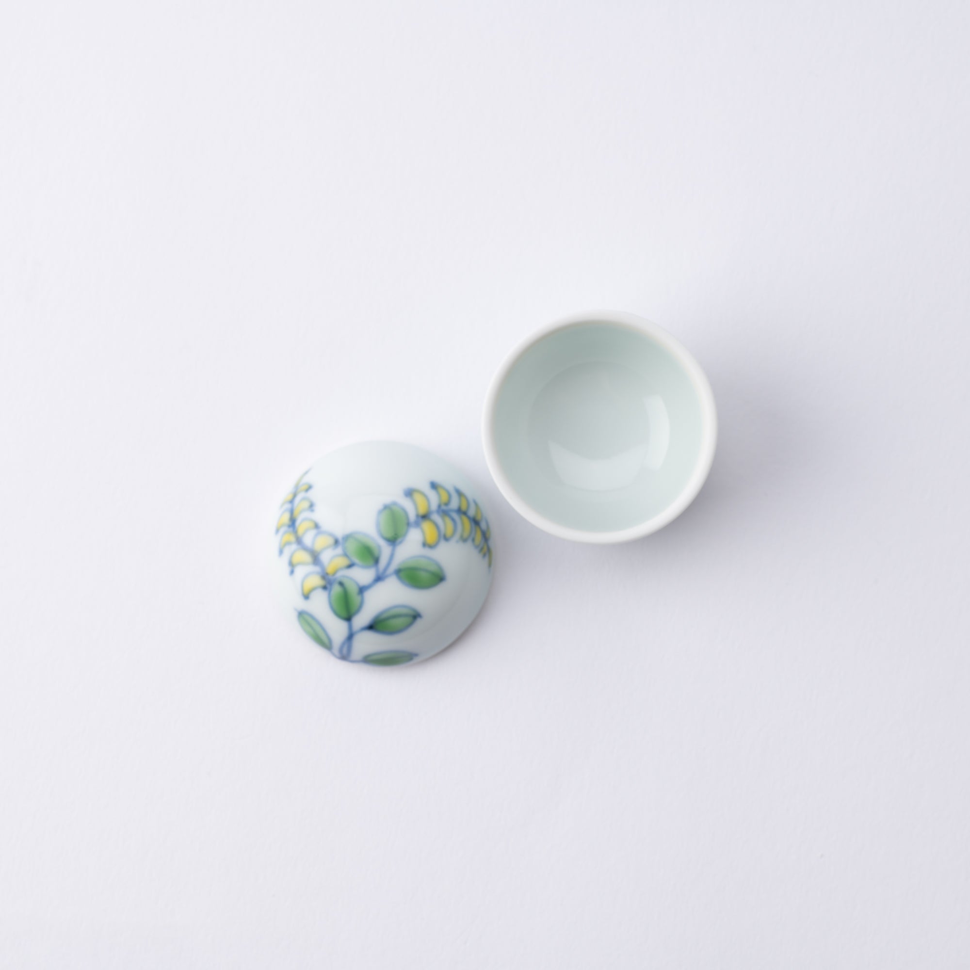 Keizan Kiln Dianthus Arita Small Box - MUSUBI KILN - Handmade Japanese Tableware and Japanese Dinnerware