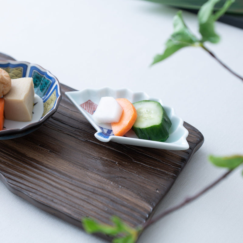 Keizan Kiln Origami Arita Fan-shaped Sauce Plate - MUSUBI KILN - Quality Japanese Tableware and Gift