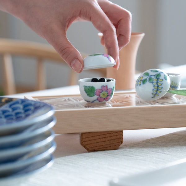 Keizan Kiln Sakura Arita Small Box - MUSUBI KILN - Handmade Japanese Tableware and Japanese Dinnerware