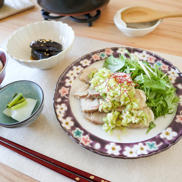Kokuzou Kiln Sakura and Autumn Leaves Kutani Round Plate - MUSUBI KILN - Handmade Japanese Tableware and Japanese Dinnerware