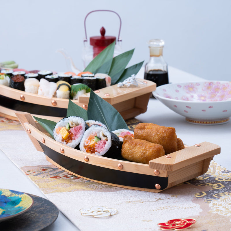 https://musubikiln.com/cdn/shop/products/miyabi-urushi-black-belt-kiso-woodwork-sushi-boat-146in-musubi-kiln-handmade-japanese-tableware-and-japanese-dinnerware-256146_800x.jpg?v=1651084239