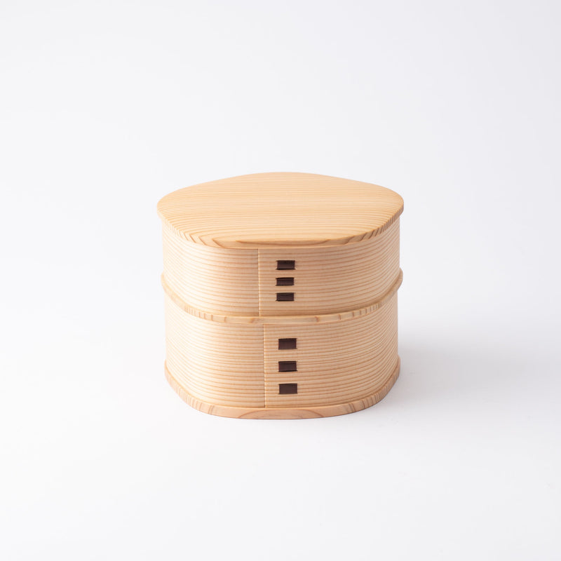 https://musubikiln.com/cdn/shop/products/odate-kougeisha-plum-blossom-magewappa-bento-box-musubi-kiln-handmade-japanese-tableware-and-japanese-dinnerware-112515_800x.jpg?v=1674733641