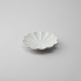 RINKA Twelve Petals Usuki Sauce Plate - MUSUBI KILN - Handmade Japanese Tableware and Japanese Dinnerware