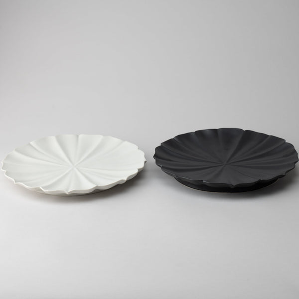 RYOUKA Lotus Petal Usuki Plate L - MUSUBI KILN - Handmade Japanese Tableware and Japanese Dinnerware