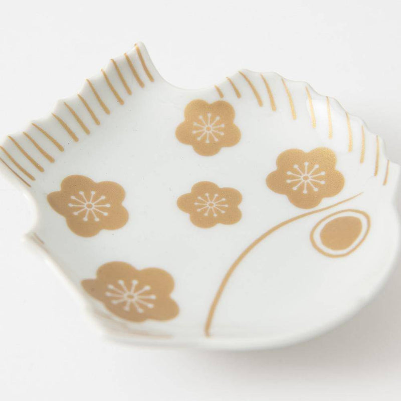 Sea Bream-shaped Hasami Sauce Plate - MUSUBI KILN - Handmade Japanese Tableware and Japanese Dinnerware