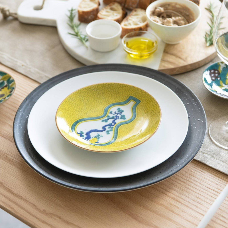 Seikou Kiln Yoshidaya Gourd Kutani Round Plate - MUSUBI KILN - Handmade Japanese Tableware and Japanese Dinnerware