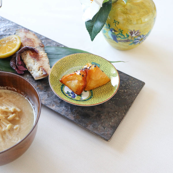 Seikou Kiln Yoshidaya Gourd Kutani Sauce Plate - MUSUBI KILN - Handmade Japanese Tableware and Japanese Dinnerware
