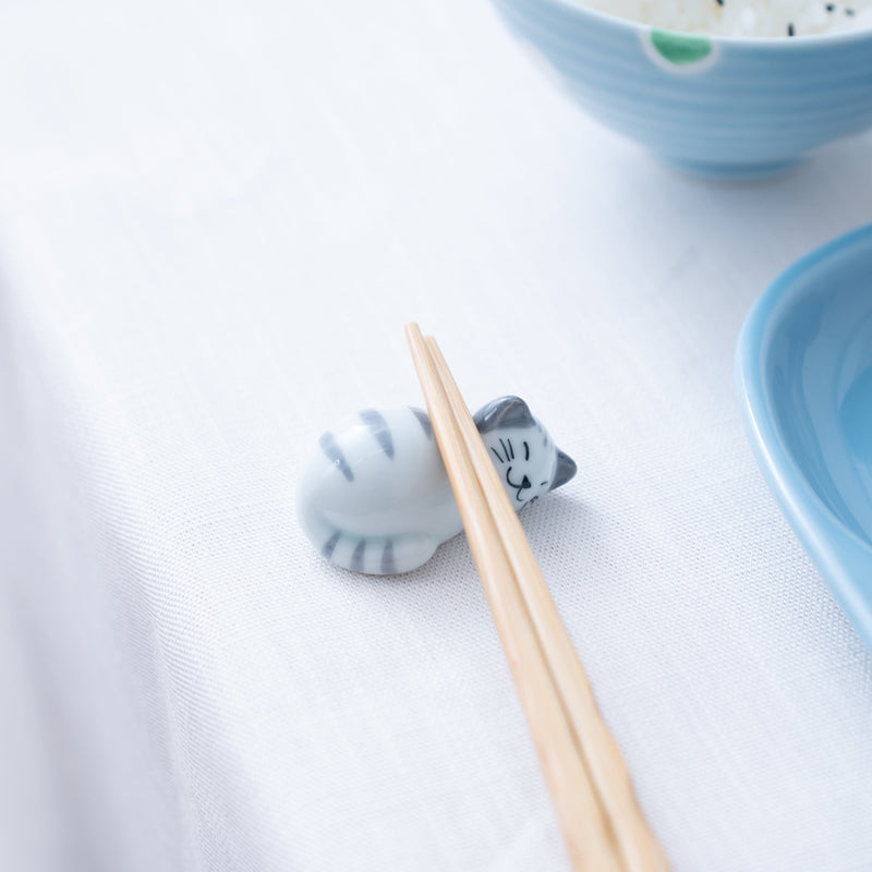 Sleeping Tabby Cat Hasami Chopstick Rest - MUSUBI KILN - Quality Japanese Tableware and Gift