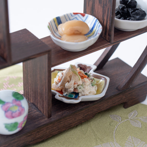 Soukyu Kiln Mallet of Luck Kutani Sauce Plate - MUSUBI KILN - Quality Japanese Tableware and Gift
