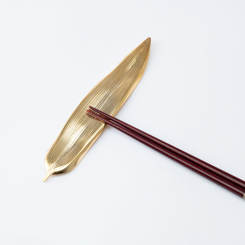 Tsubame Hutlery Gold Bamboo Leaf Cutlery Rest - MUSUBI KILN - Handmade Japanese Tableware and Japanese Dinnerware