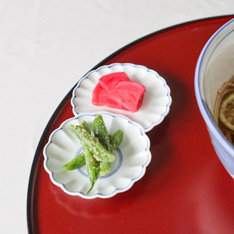 Two Chrysanthemums Circle Hasami Sauce Plate - MUSUBI KILN - Handmade Japanese Tableware and Japanese Dinnerware