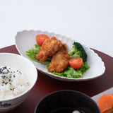 White Chrysanthemum Hasami Oval Plate - MUSUBI KILN - Quality Japanese Tableware and Gift