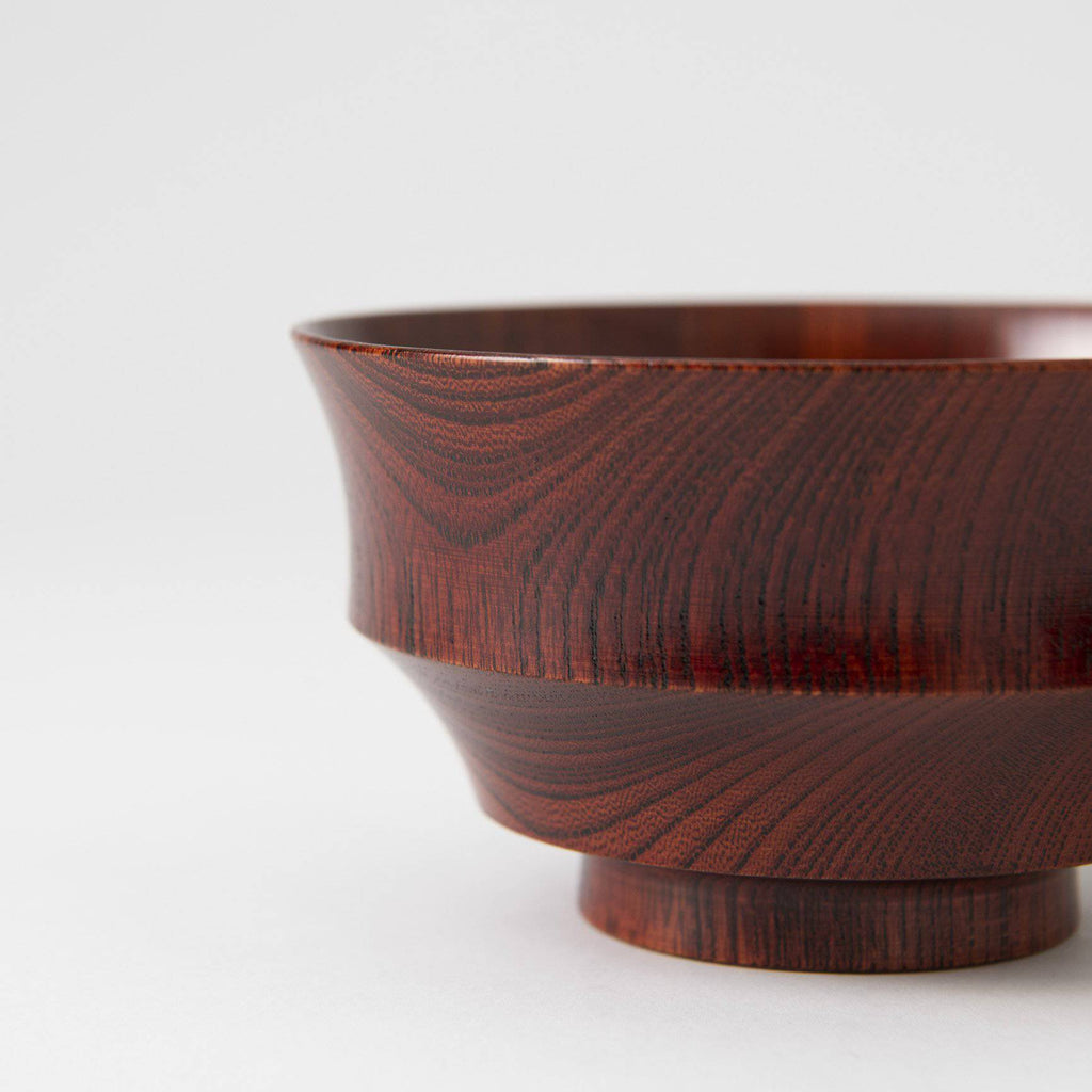 https://musubikiln.com/cdn/shop/products/zelkova-yamanaka-lacquer-miso-soup-bowl-with-lid-musubi-kiln-handmade-japanese-tableware-and-japanese-dinnerware-183108_1024x.jpg?v=1633601018