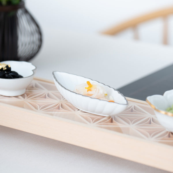 Zuiho Kiln Chrysanthemum Tsukidashi Small Plate - MUSUBI KILN - Quality Japanese Tableware and Gift