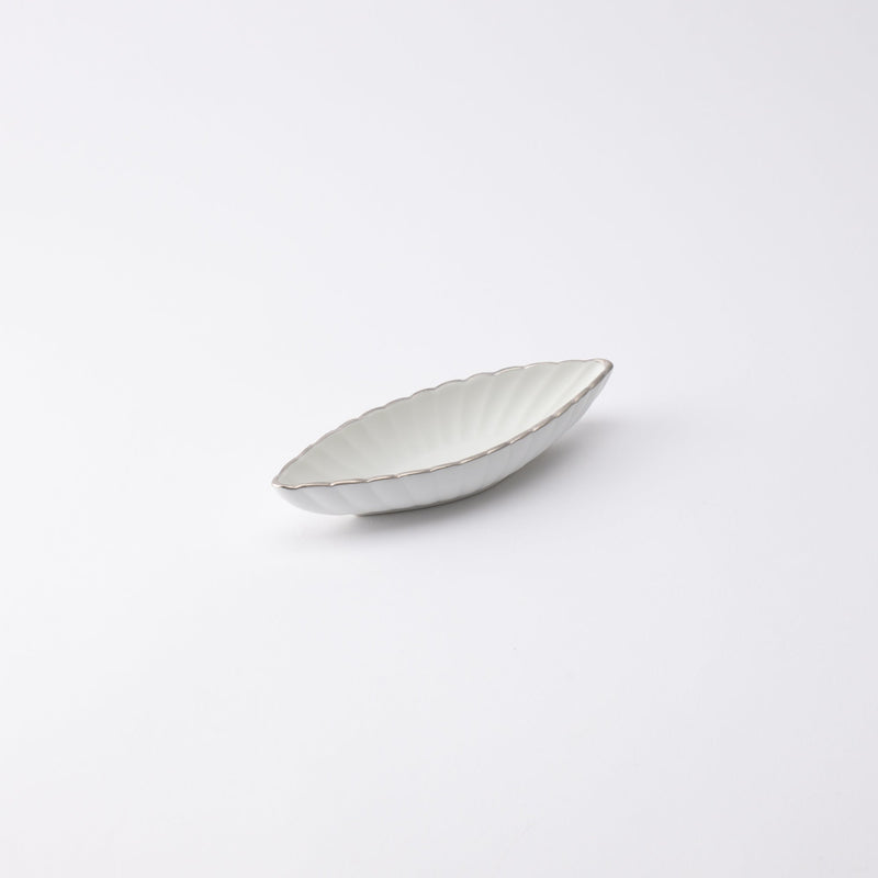Zuiho Kiln Chrysanthemum Tsukidashi Small Plate - MUSUBI KILN - Quality Japanese Tableware and Gift