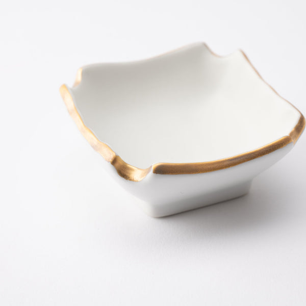 Zuiho Kiln Four Corners Sumikiri Delicacy Plate - MUSUBI KILN - Quality Japanese Tableware and Gift
