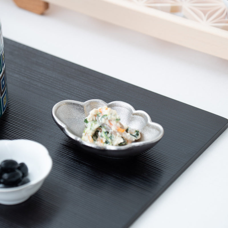 Zuiho Kiln Kikubishi Delicacy Plate - MUSUBI KILN - Quality Japanese Tableware and Gift